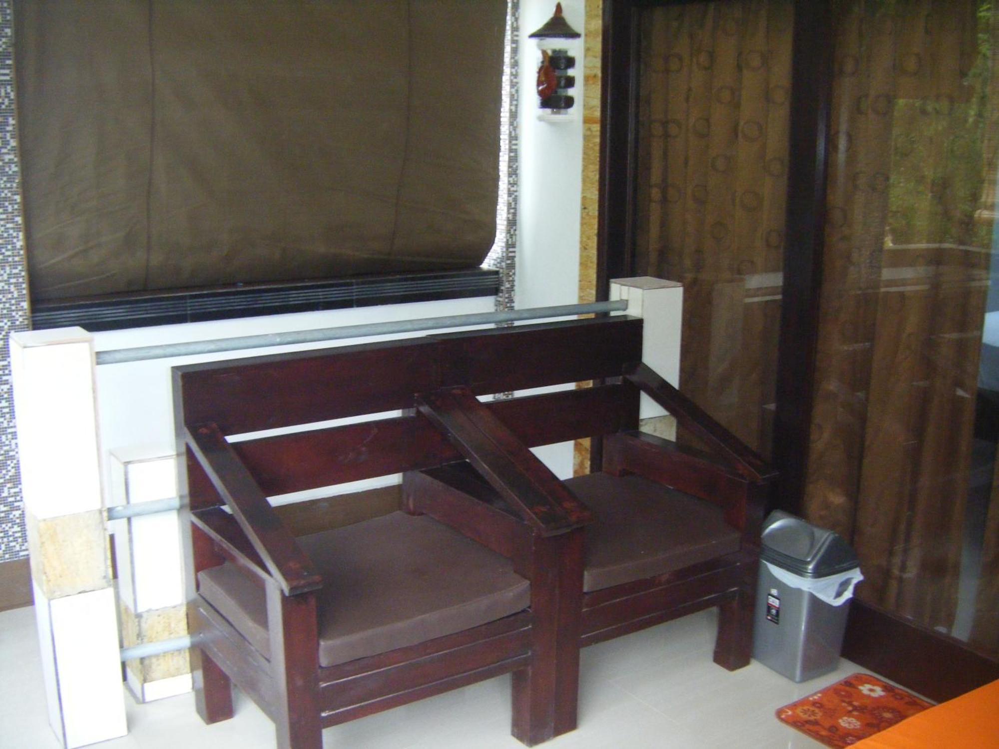 Bubu Racok Homestay アメッド 部屋 写真